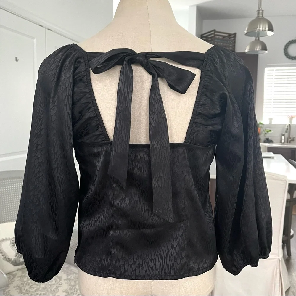 Saltwater Luxe Tenley Top - Picture 1 of 10
